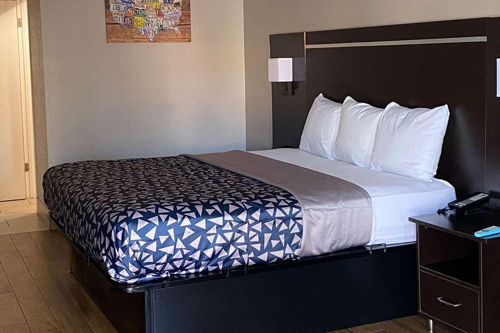 Econo Lodge Sevierville-Pigeon Forge On The River Rom bilde